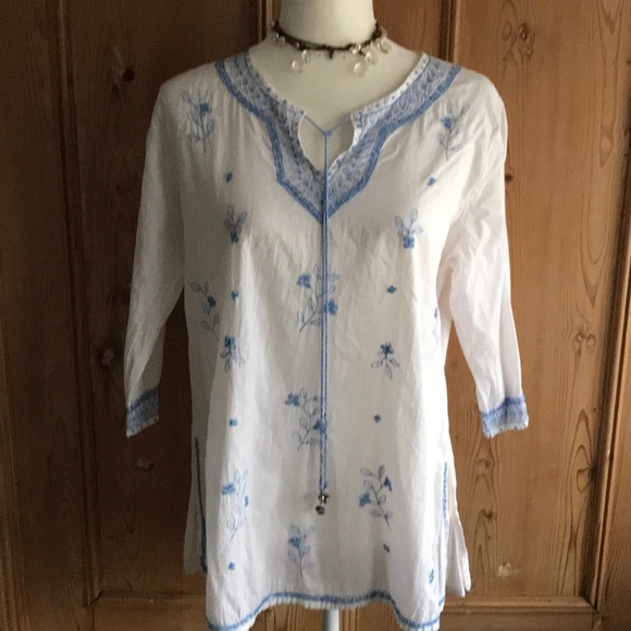 Andrew & Co tunic - Picture 2 of 9